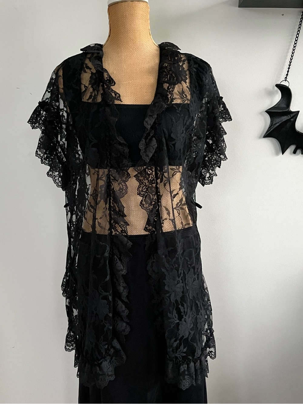 Vintage Frederick's of Hollywood Black Floral Lace Sheer Kimono